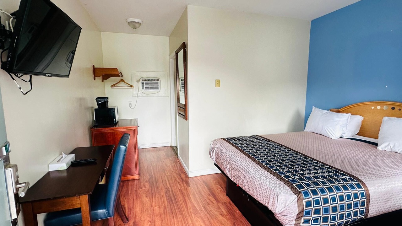 Photo of Kitchen in Hampton
