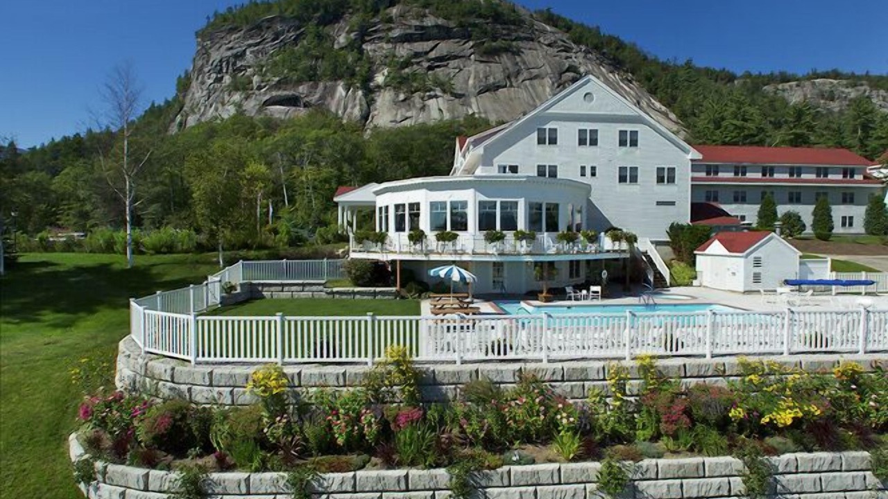 Photo of Outdoor in Hale's Location