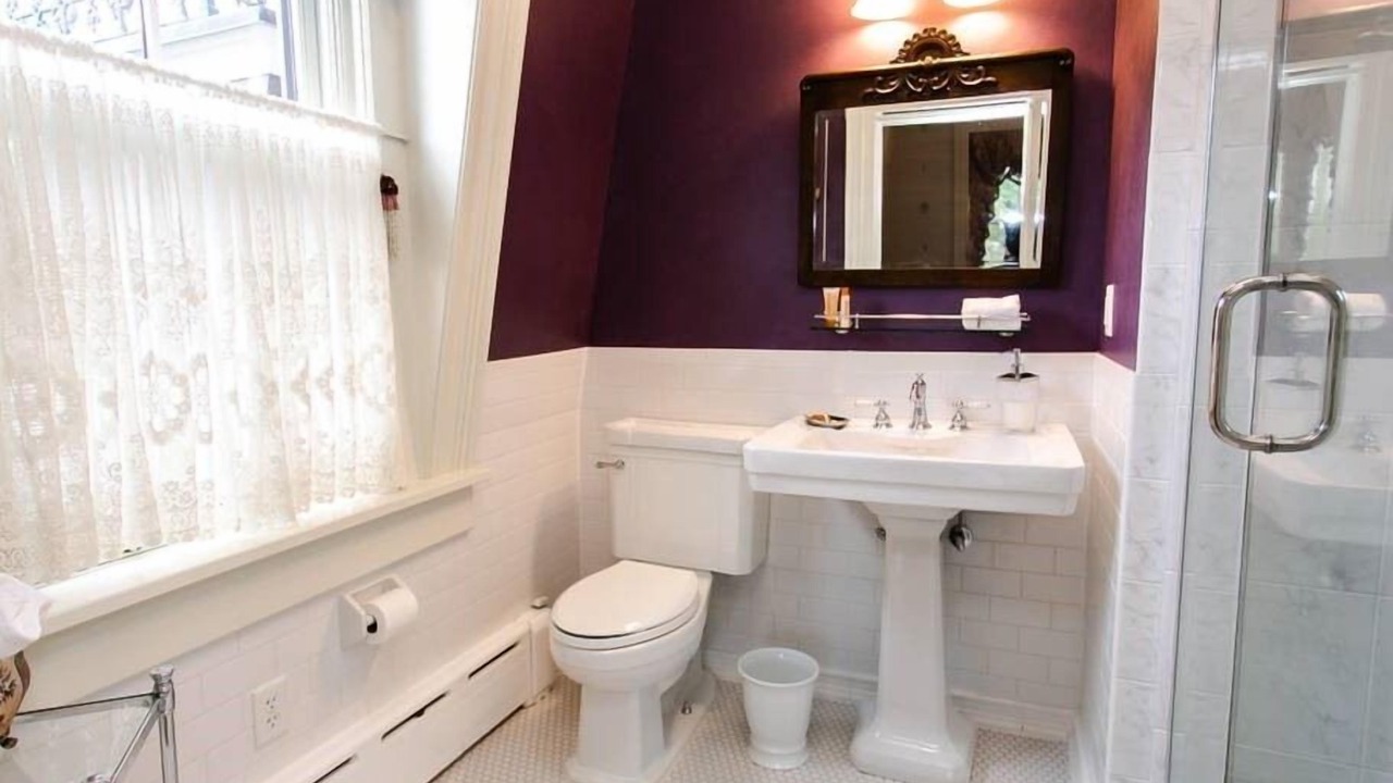Photo of Bathroom in Old Wethersfield Historic District