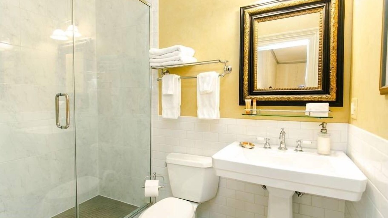Photo of Bathroom in Old Wethersfield Historic District