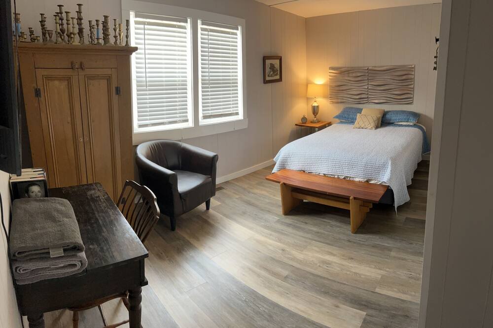 Photo of Bedroom in Waterbury