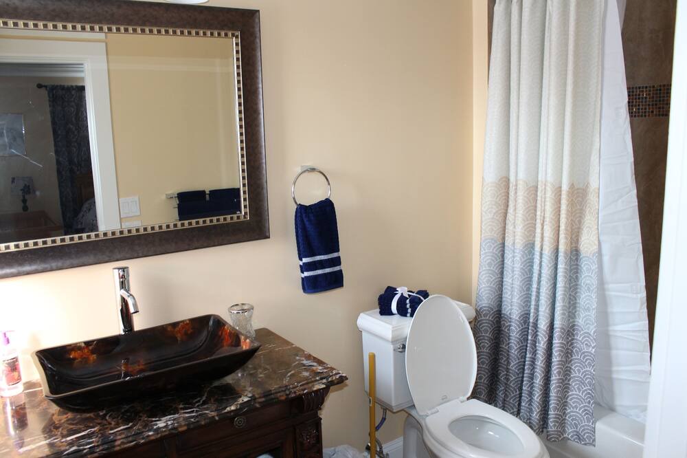 Photo of Bathroom in Lenox