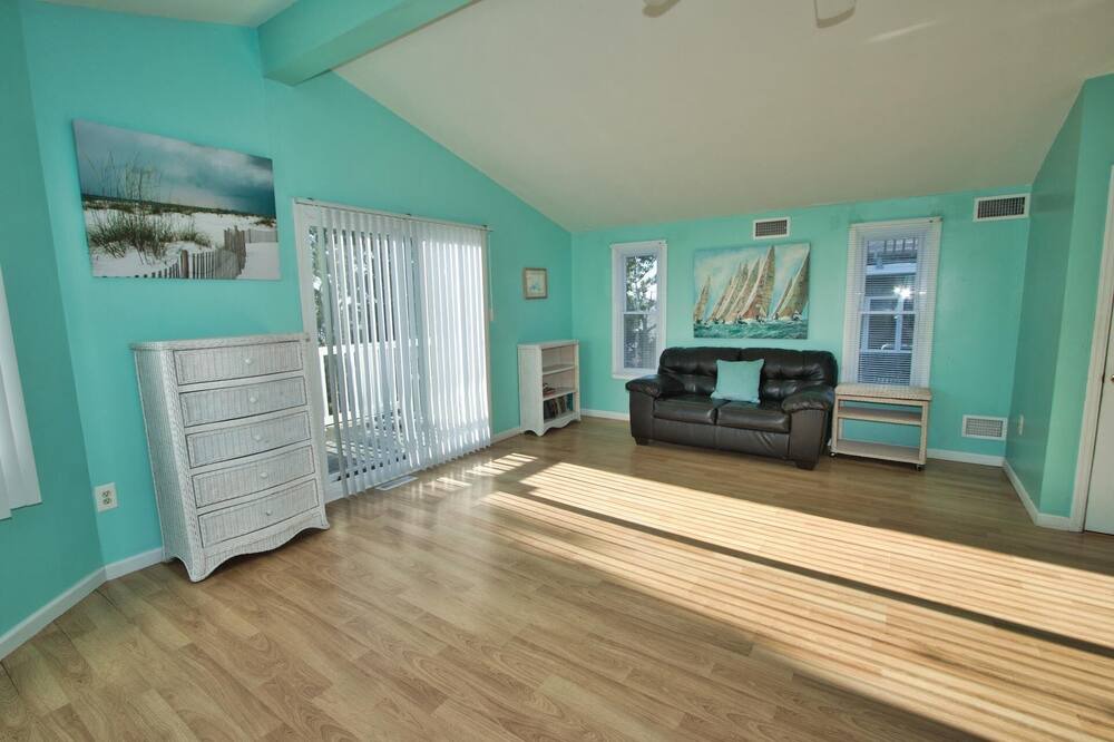 Photo of Bedroom in Surf City