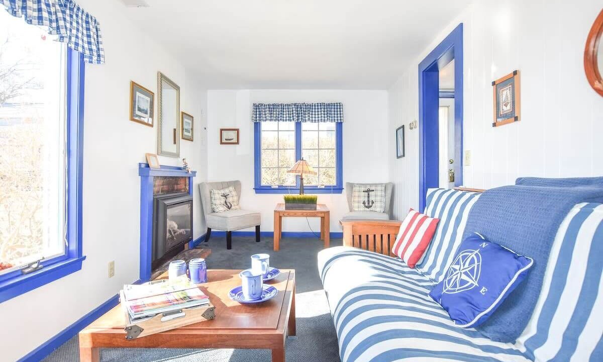 Photo of Livingroom in Eastham