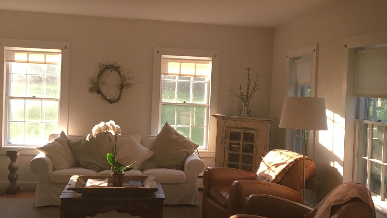 Photo of Livingroom in Sandisfield