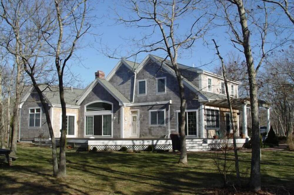 Photo of Others in West Tisbury