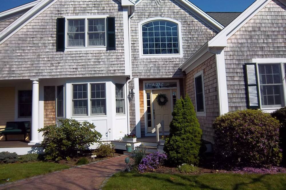 Photo of Others in West Tisbury