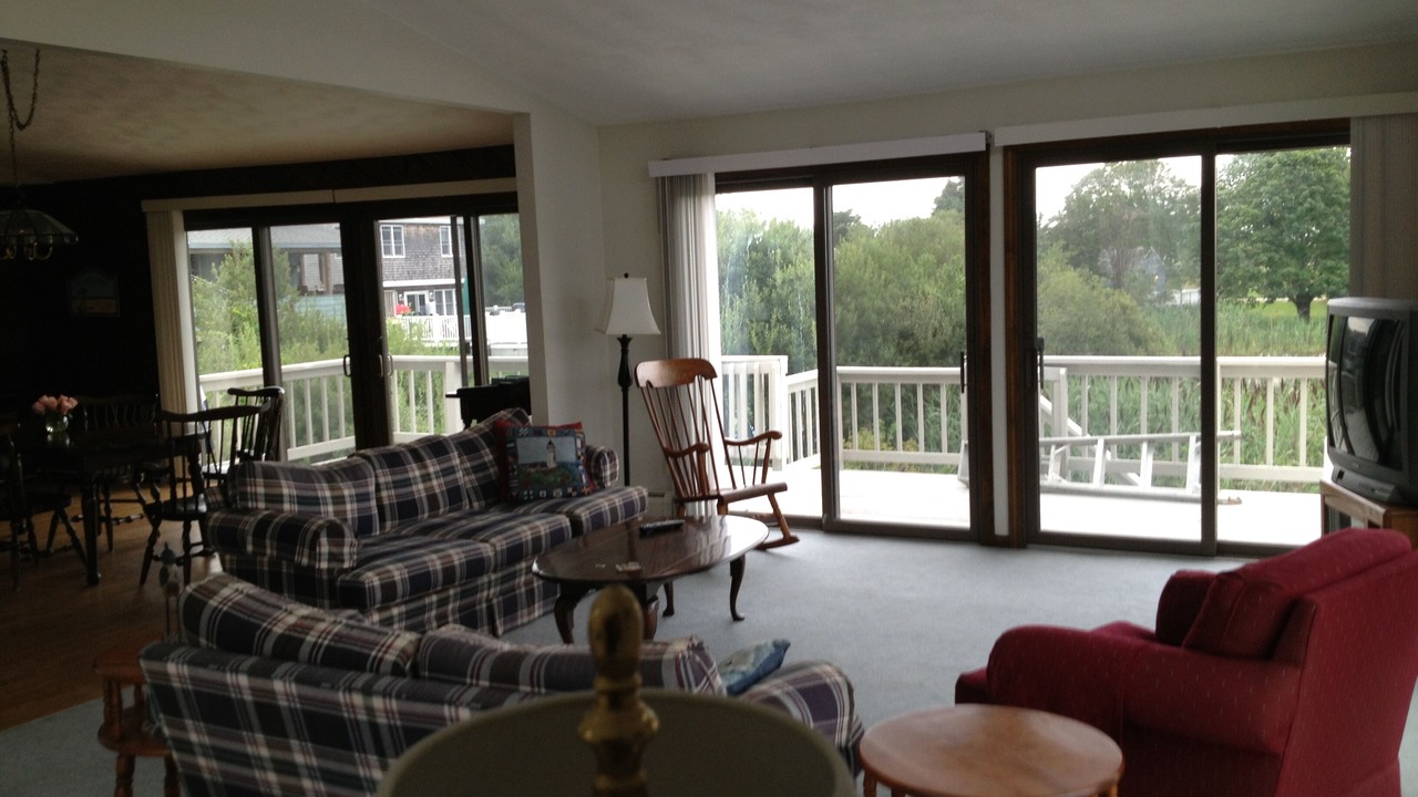 Photo of Livingroom in Narragansett