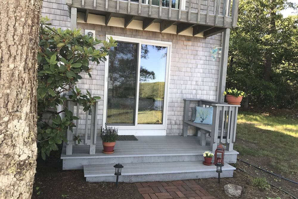 Photo of Bedroom in Mashpee Neck