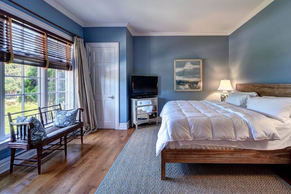 Photo of Livingroom in Bridgehampton