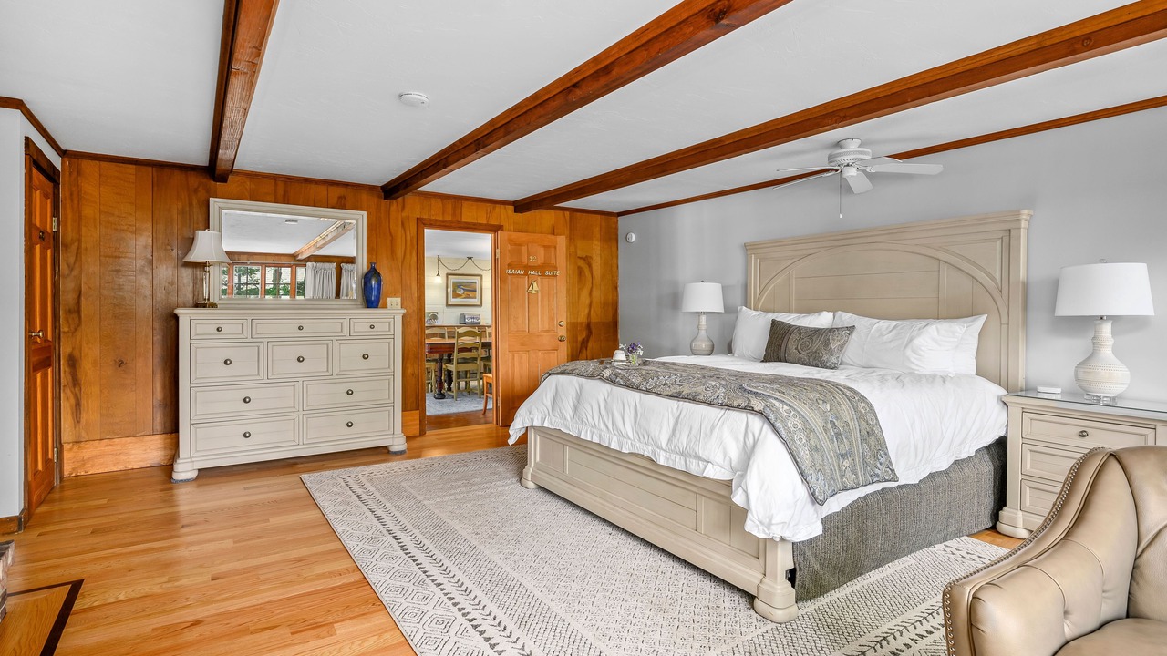 Photo of Bedroom in Dennis