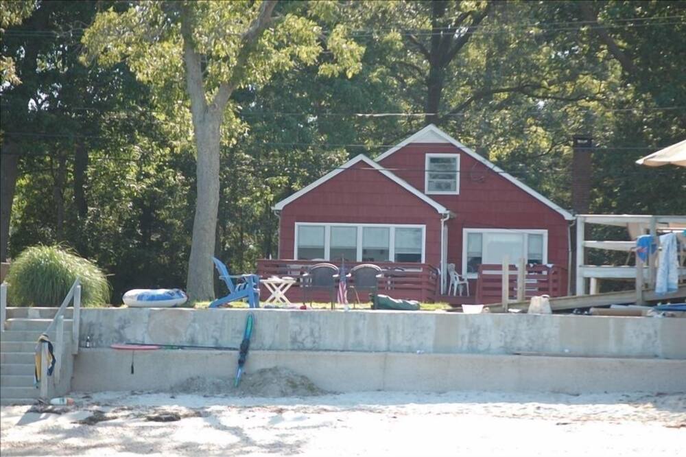 Photo of Others in Niantic
