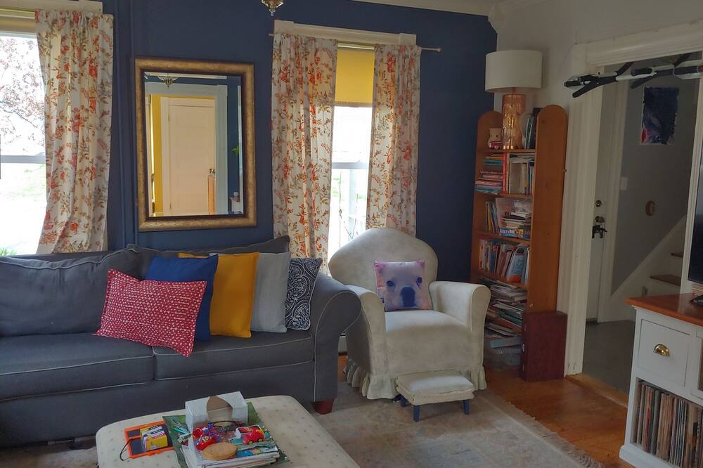 Photo of Livingroom in Dover