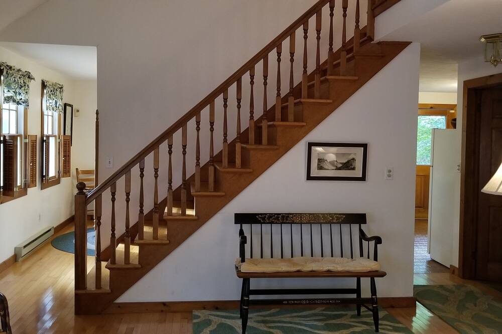 Photo of Livingroom in West Tisbury