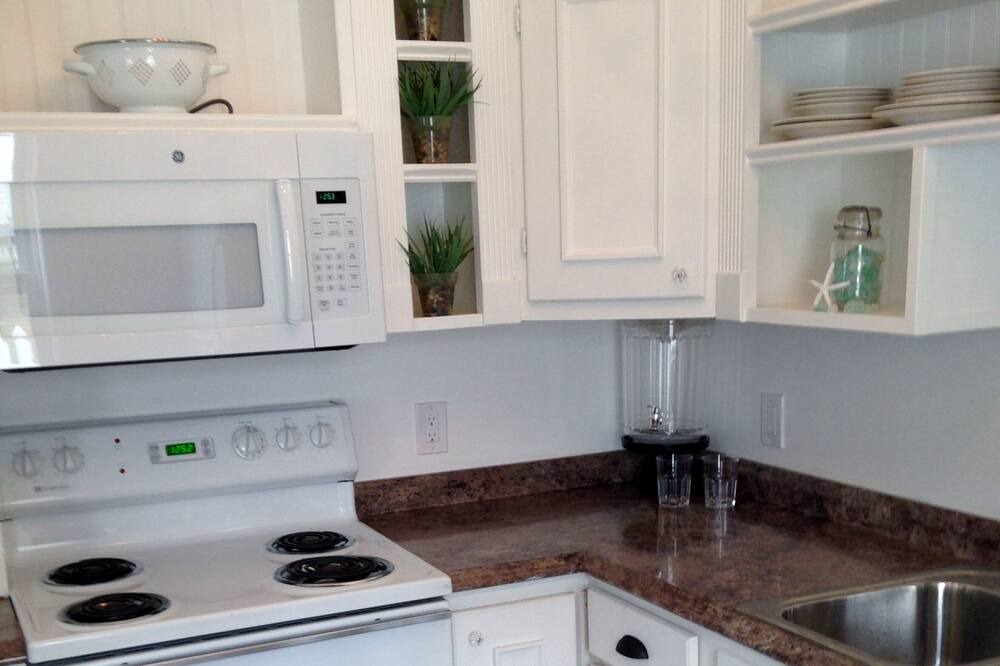 Photo of Kitchen in Ocean Park
