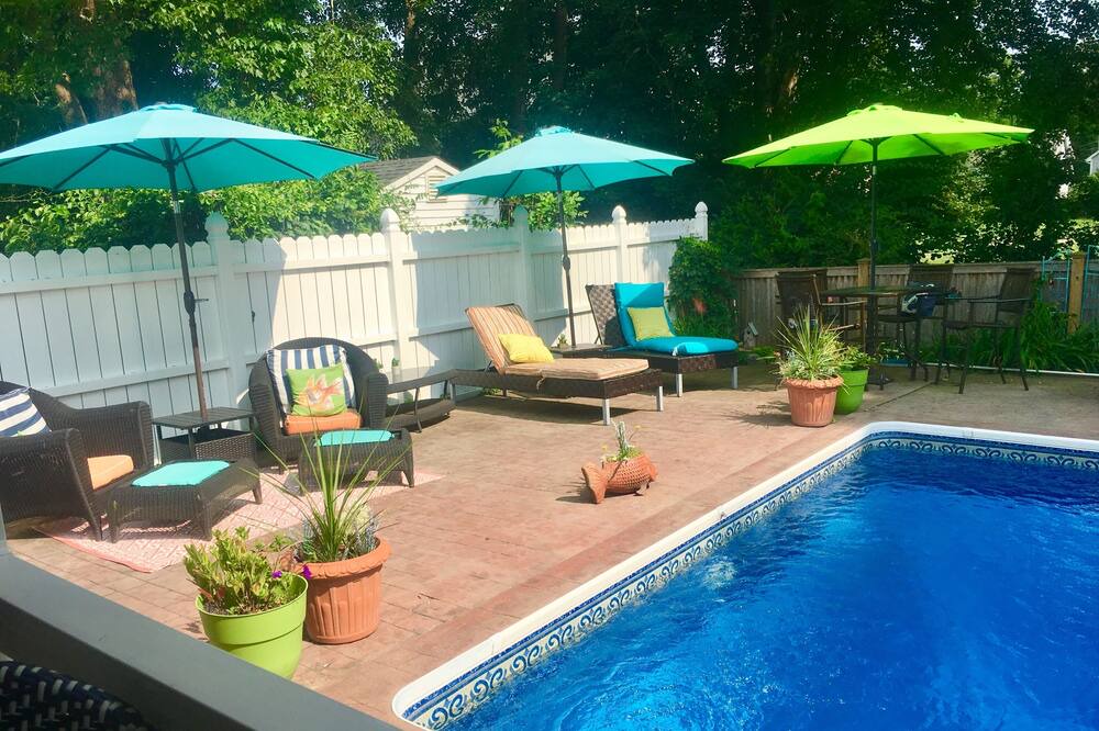 Photo of Outdoor in Niantic