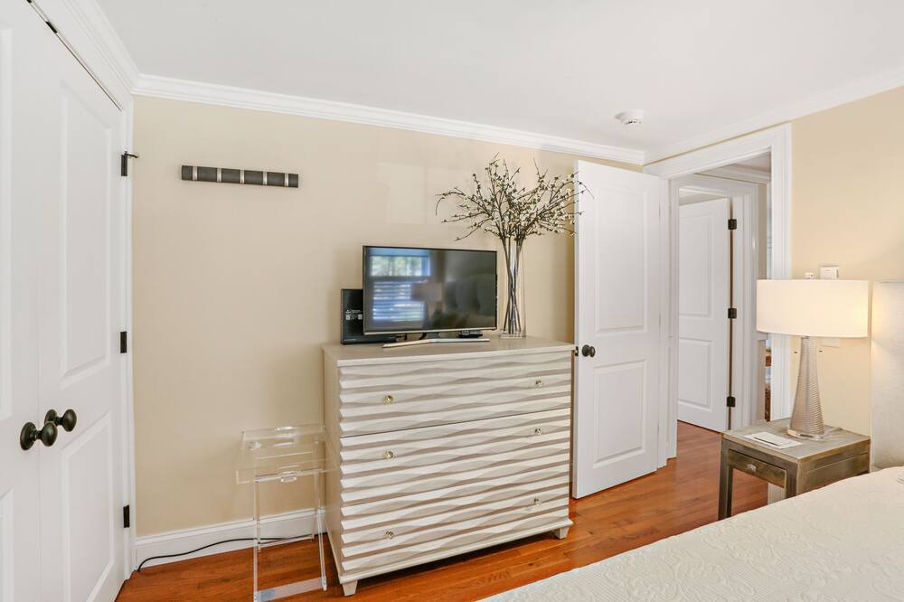 Photo of Bedroom in North Chatham
