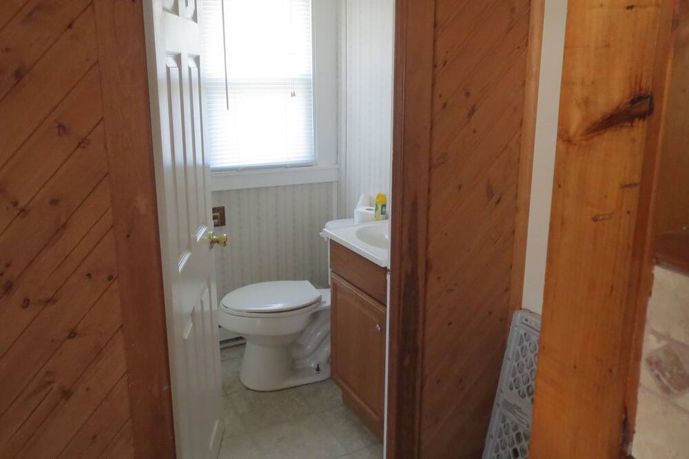 Photo of Bathroom in Westbrook Center