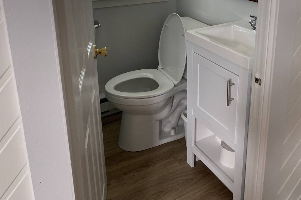 Photo of Bathroom in Westbrook Center