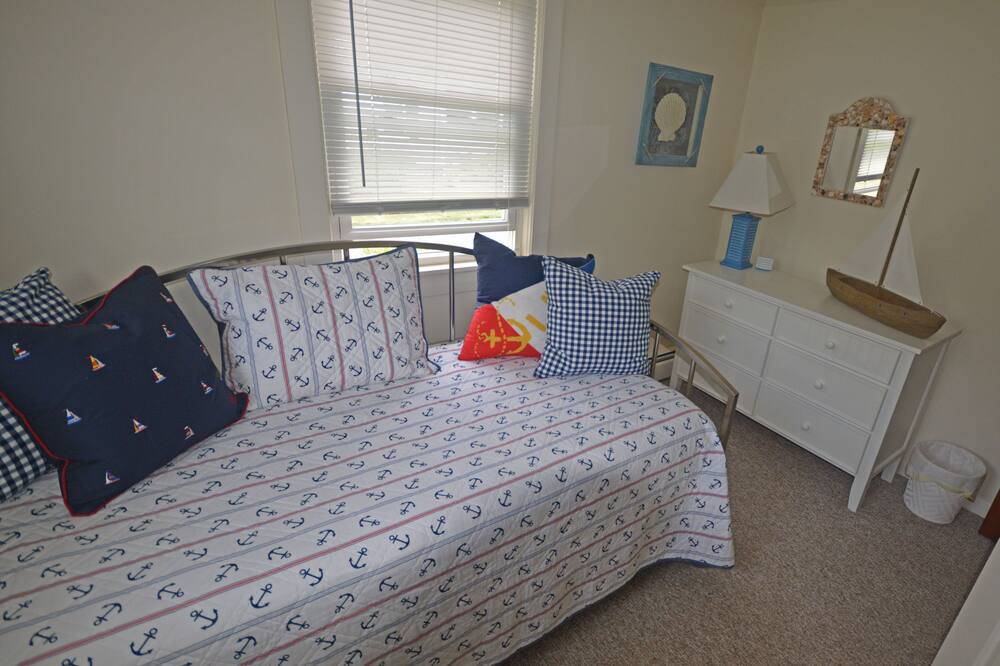 Photo of Bedroom in Rye