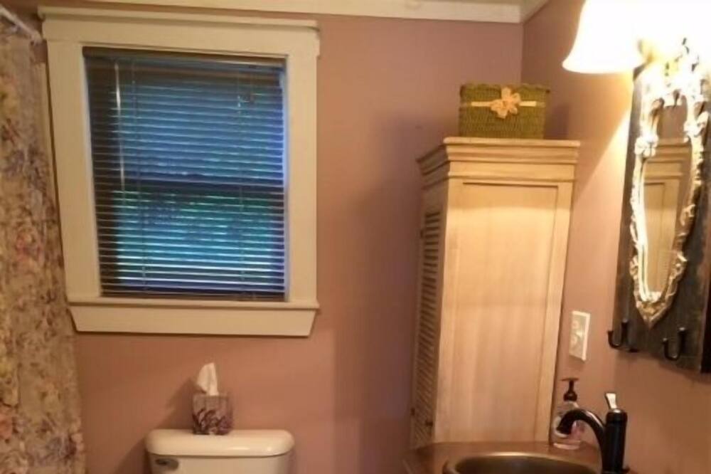 Photo of Bathroom in Otis