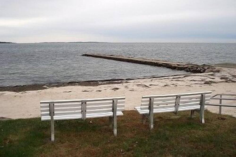 Photo of Others in Niantic