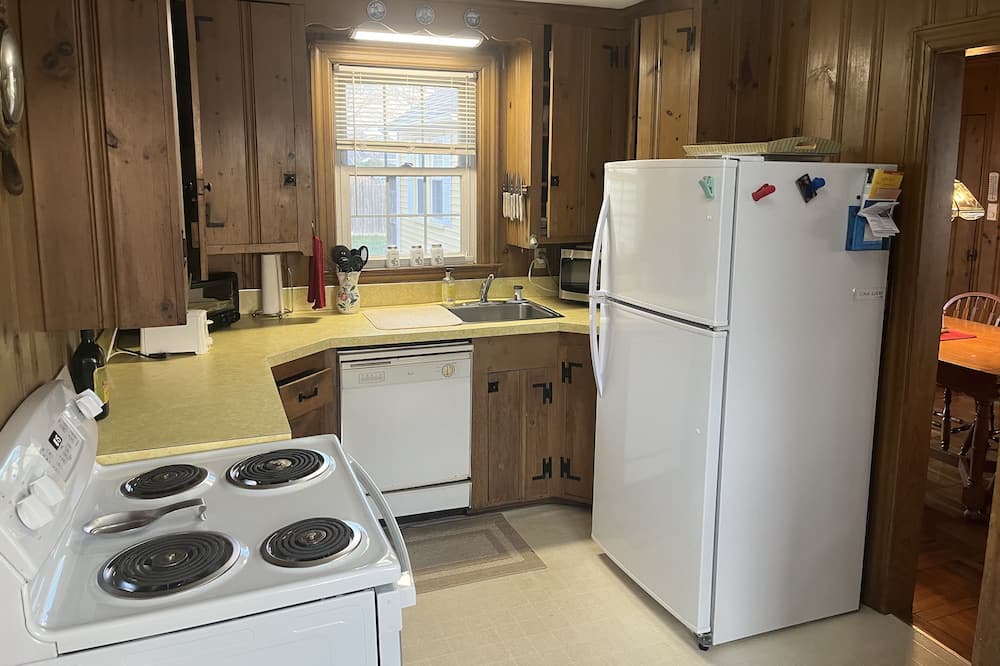 Photo of Kitchen in Niantic