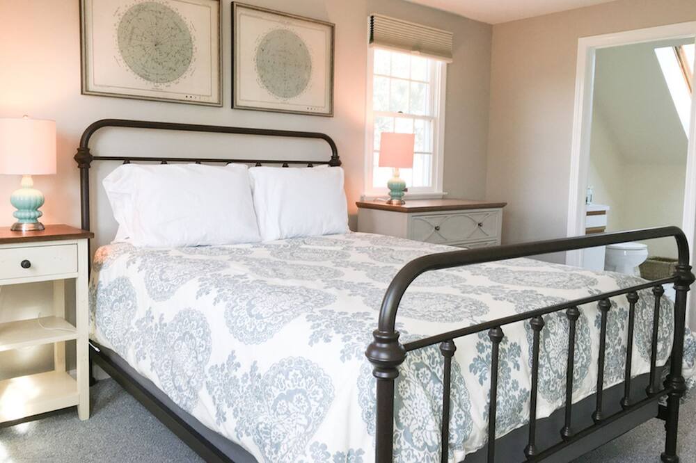 Photo of Bedroom in Chatham