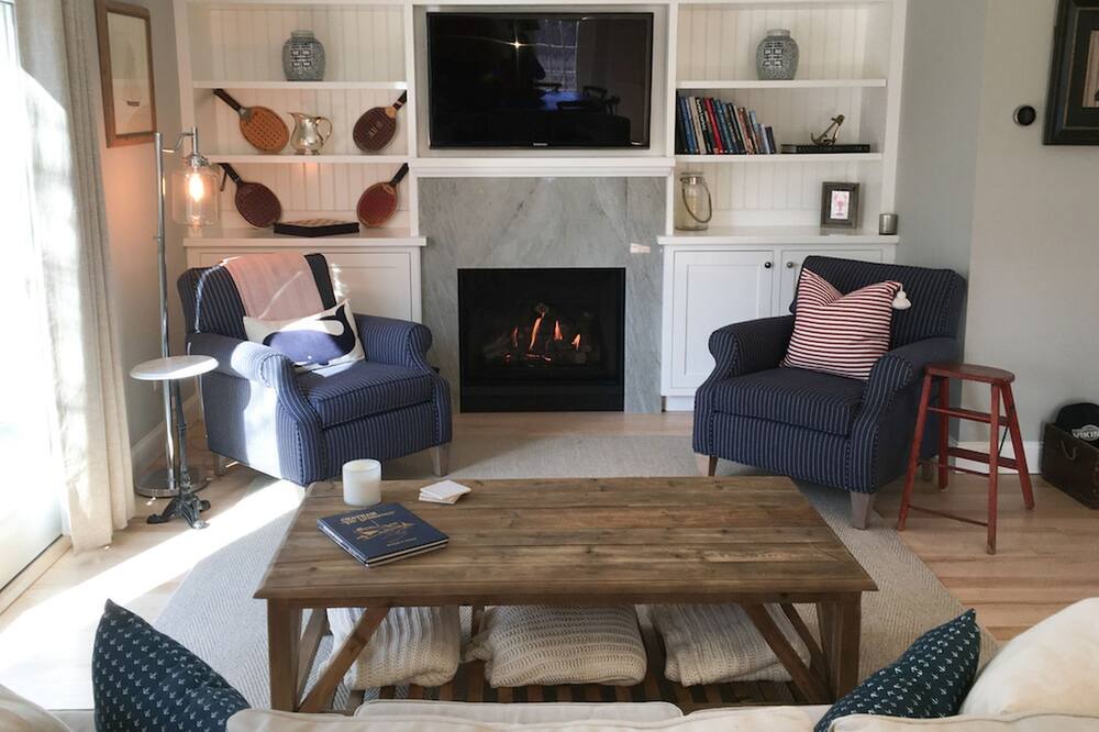 Photo of Livingroom in Chatham