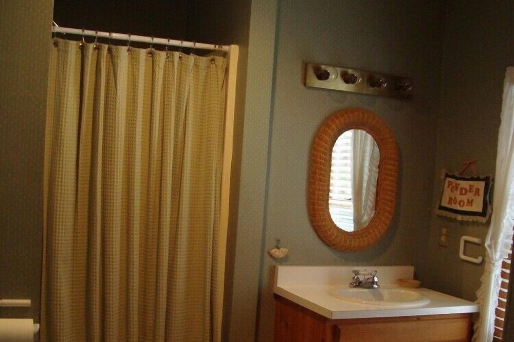 Photo of Bathroom in Charleston