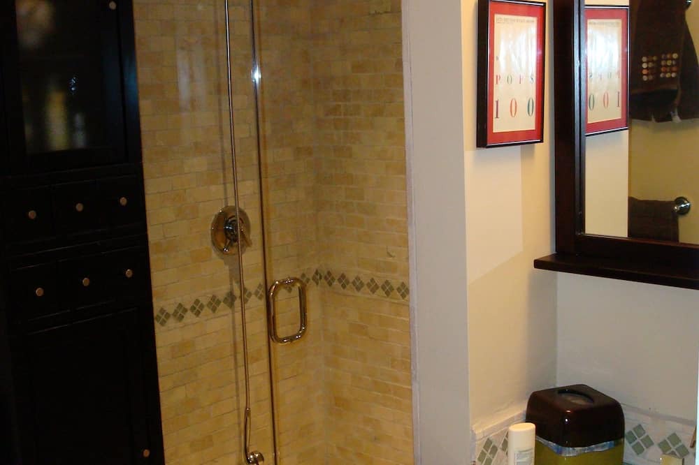 Photo of Bedroom in Downtown Boston
