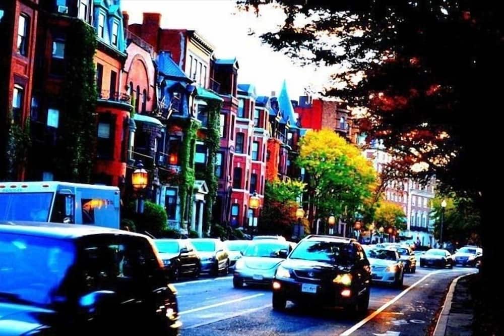 Photo of Others in Downtown Boston