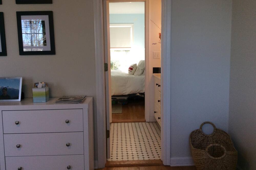 Photo of Bedroom in Rowayton