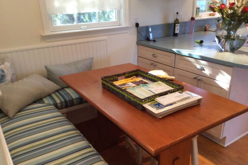 Photo of Bedroom in Rowayton