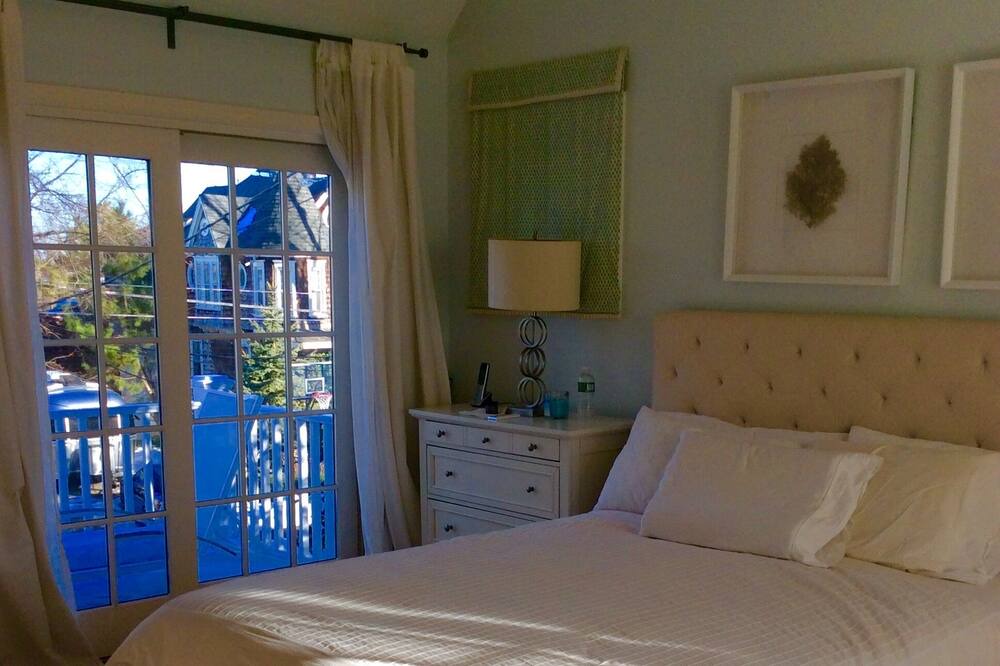 Photo of Bedroom in Rowayton