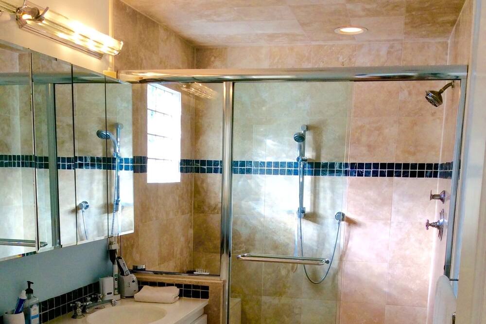 Photo of Bathroom in Rowayton