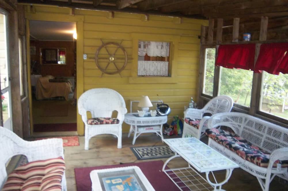 Photo of Livingroom in Laconia