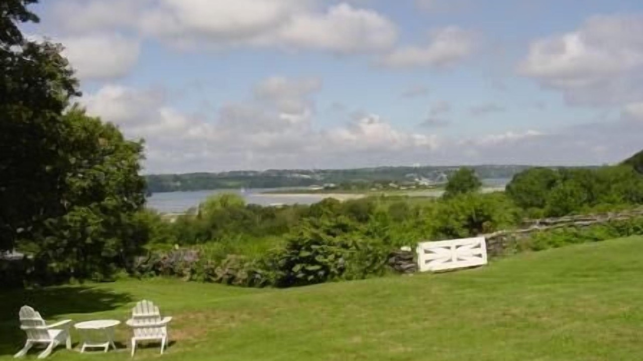 Photo of Outdoor in Tiverton