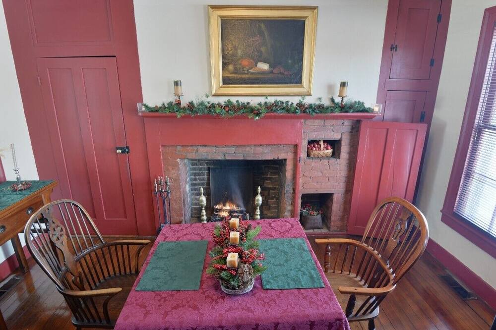 Photo of Livingroom in Hudson