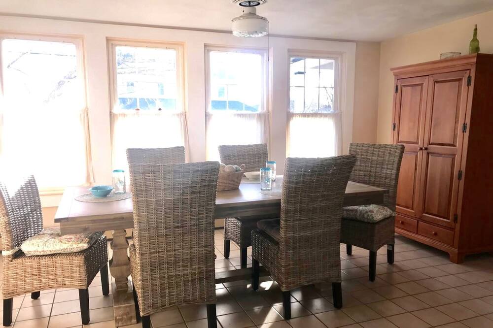 Photo of Kitchen in Narragansett Pier