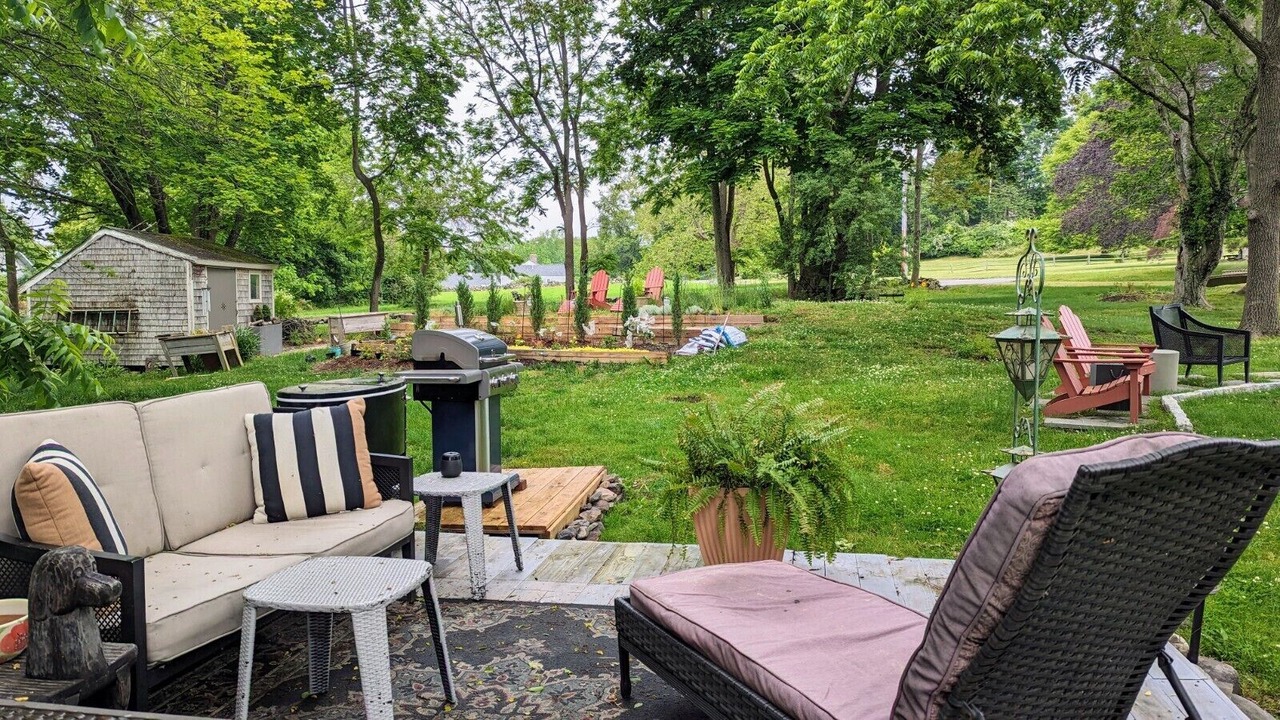 Photo of Outdoor in Tiverton