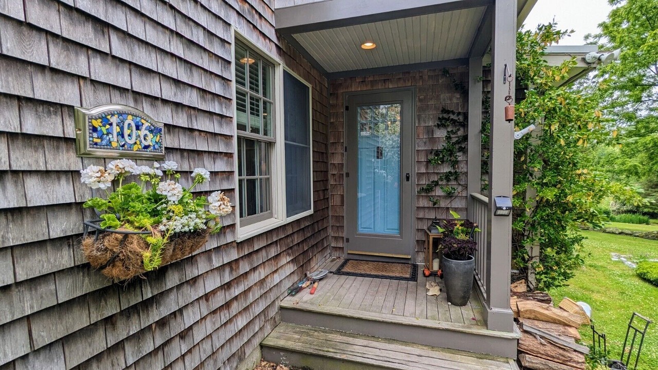 Photo of Outdoor in Tiverton