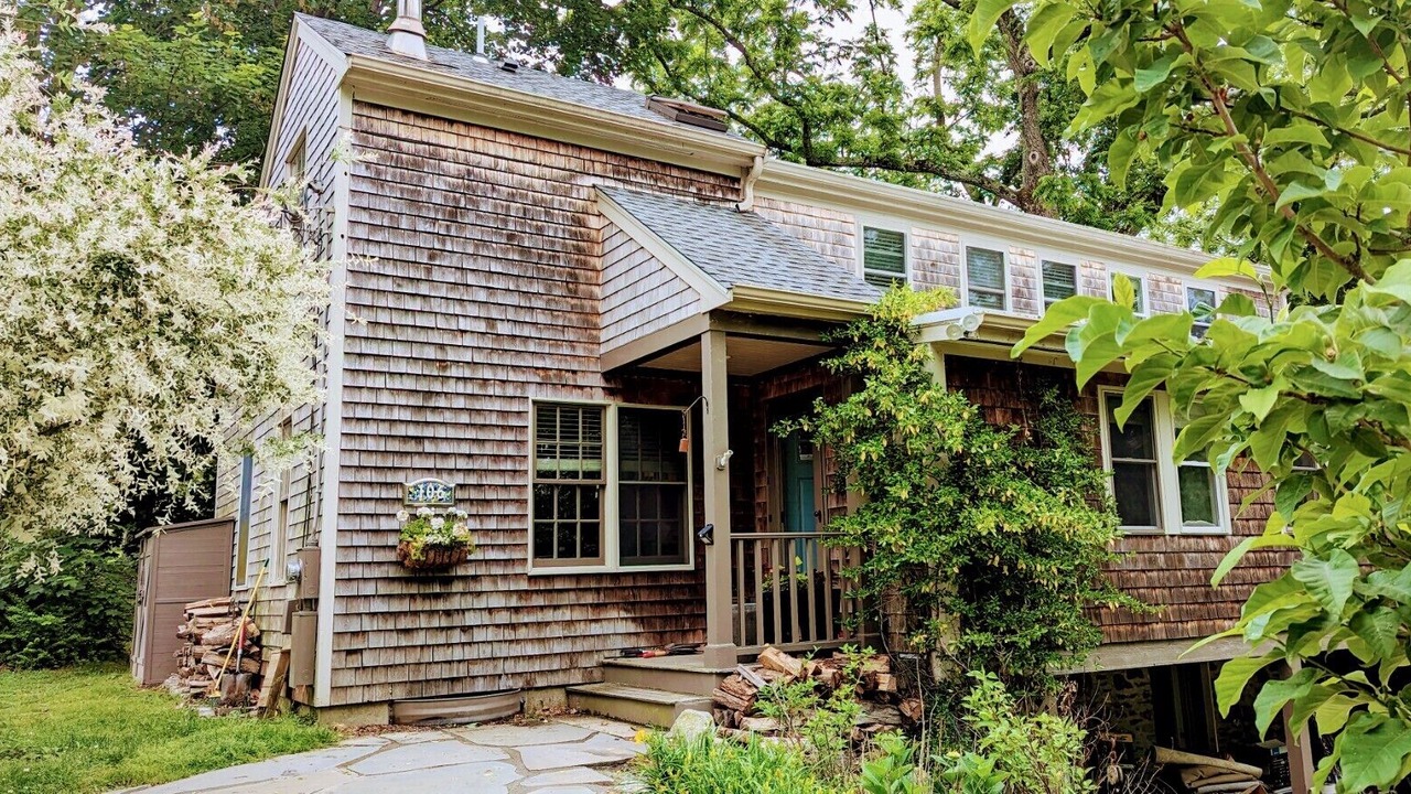Photo of Outdoor in Tiverton