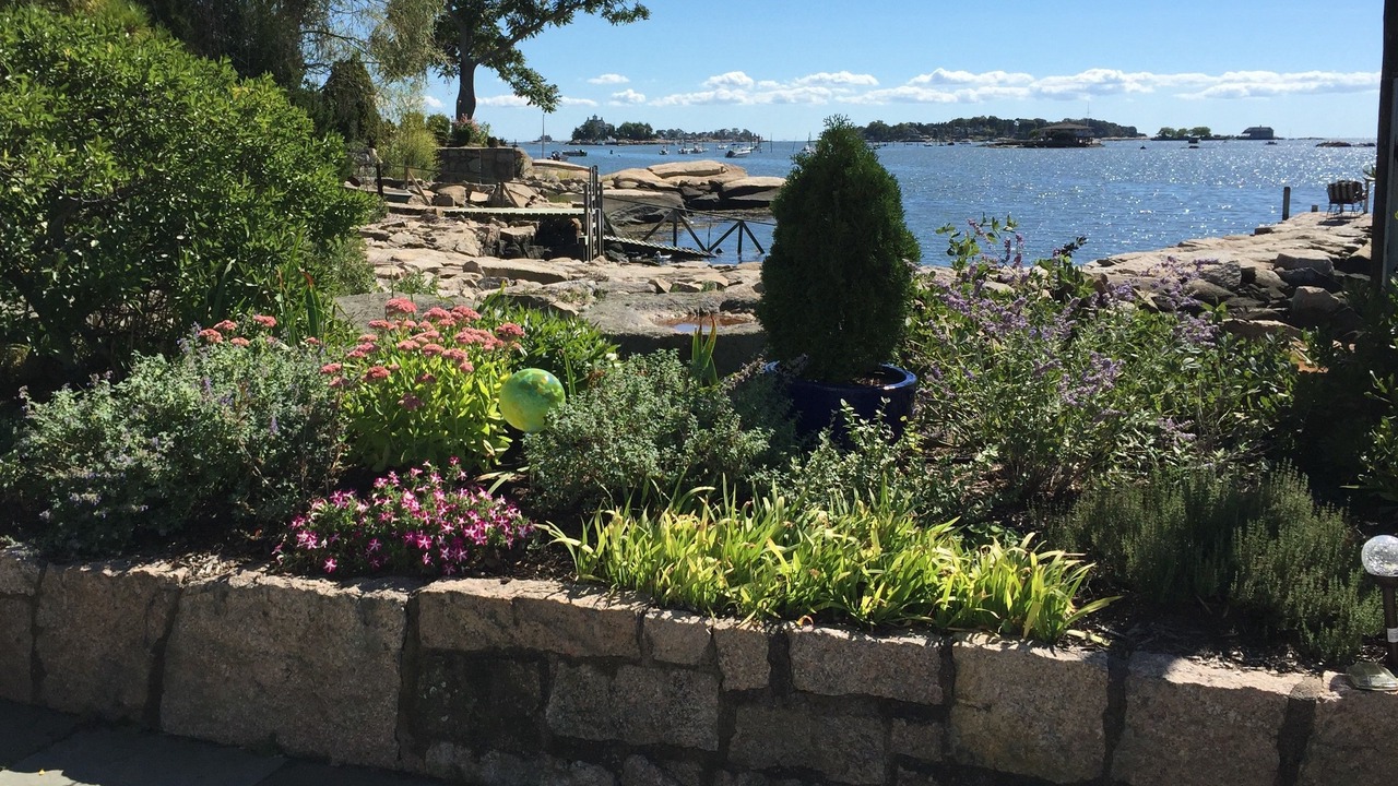 Photo of Patio Balcony in Stony Creek