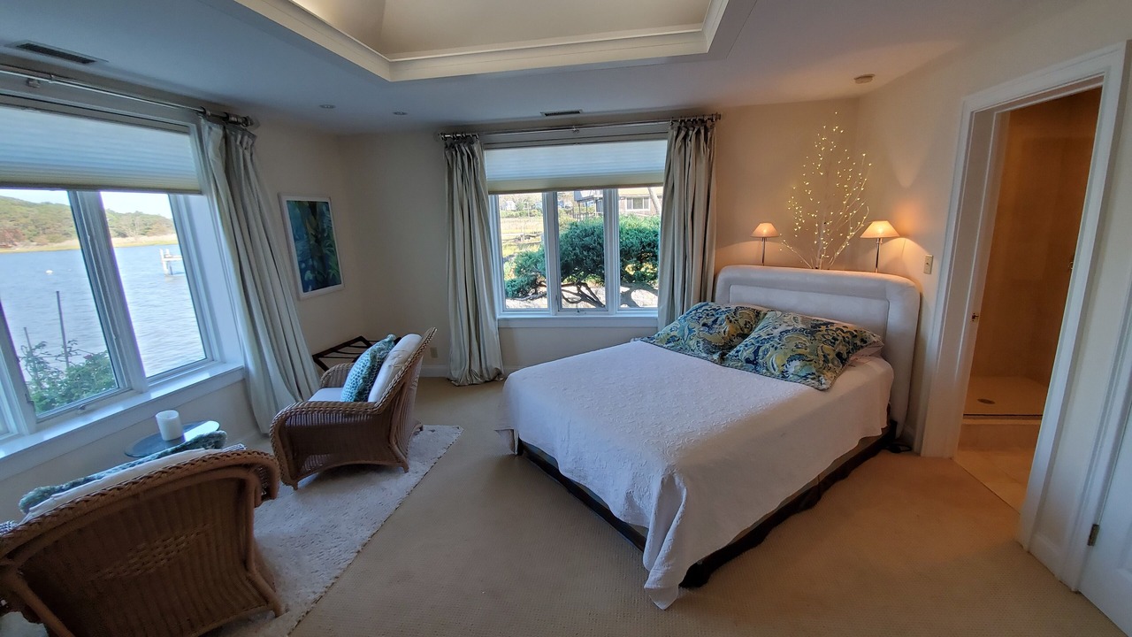 Photo of Bedroom in Stony Creek