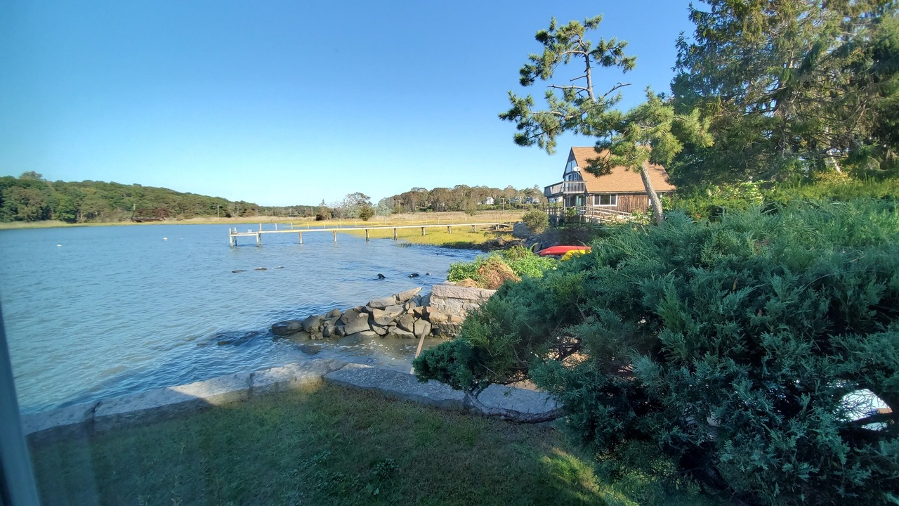 Photo of Bedroom in Stony Creek