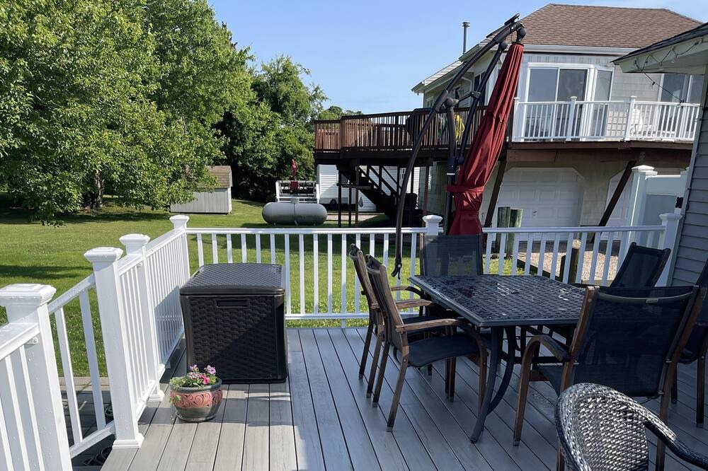 Photo of Patio Balcony in Misquamicut