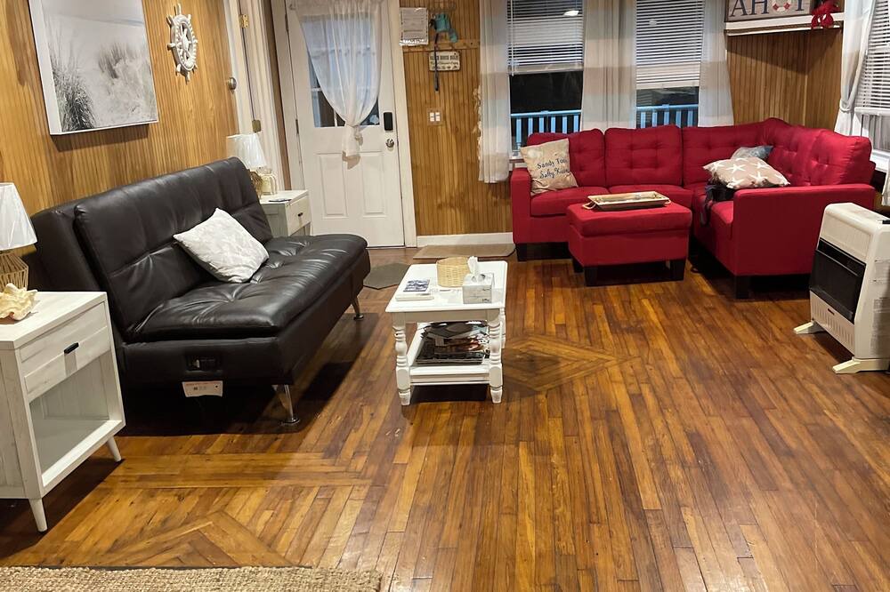Photo of Livingroom in Misquamicut