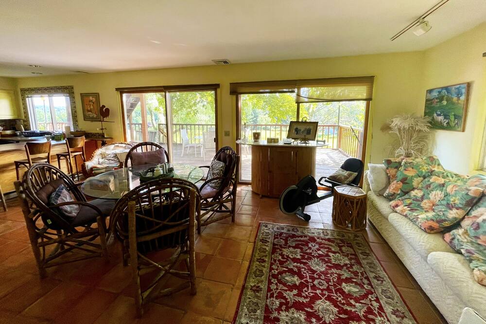 Photo of Bedroom in Lenox