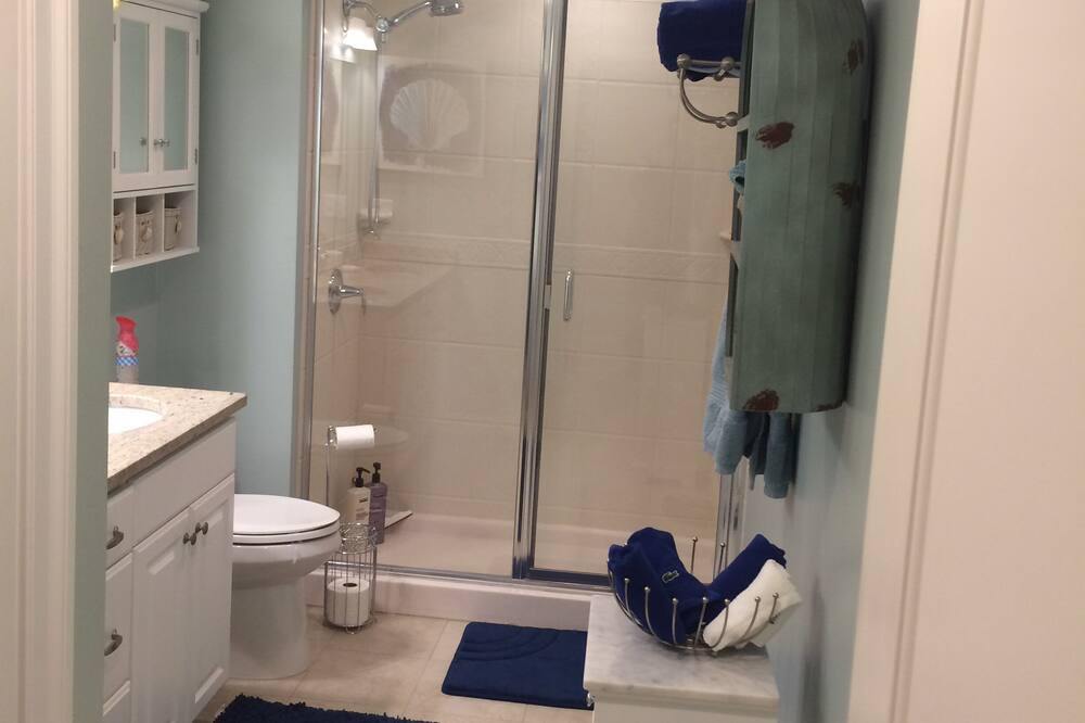Photo of Bathroom in Hampton